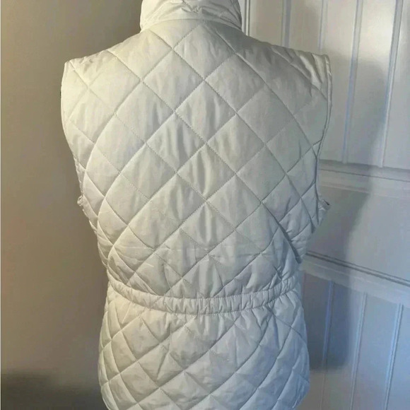 St. John’s Bay Quilted Vest - Picture 4 of 6